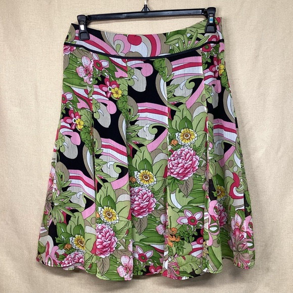Tribal Dresses & Skirts - Tribal A-line Pleated Floral Skirt Sz 6